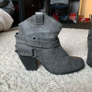 Faded Glory heeled boots